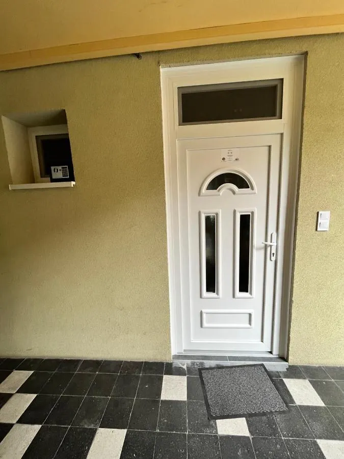 Szeged Dom-Sellohaz Apartman